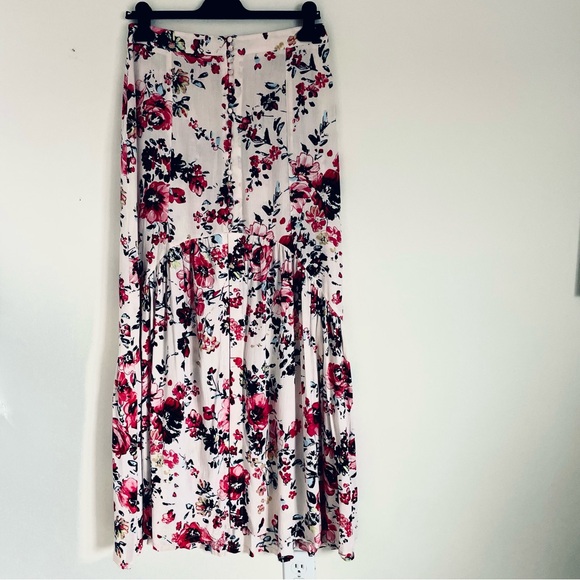 En Creme Urban Rose Floral Button Front Maxi Skirt Size M EUC - Picture 4 of 12